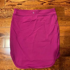 Sz 8 lululemon skirt